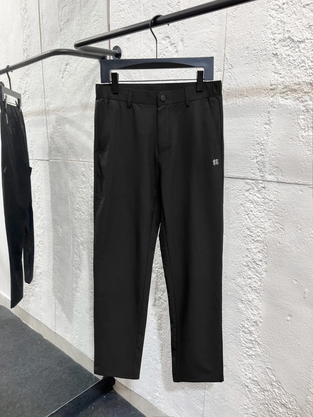 kolon sport Series ， ， ， ， ， ， + ， 。 ， ； Breathable ， 。 Khaki、 、 ， 。 、 ， ， ， 。 Size ， 。 ：Black/Khaki / Blue/ Gray Size：M-3XL